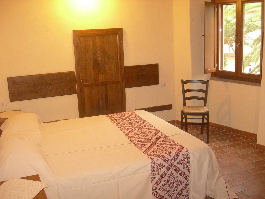 Agriturismo Battaglia Villamassargia Chambre photo